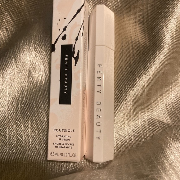 Fenty Beauty Purple Lip Gloss gem and I - Picture 4 of 4